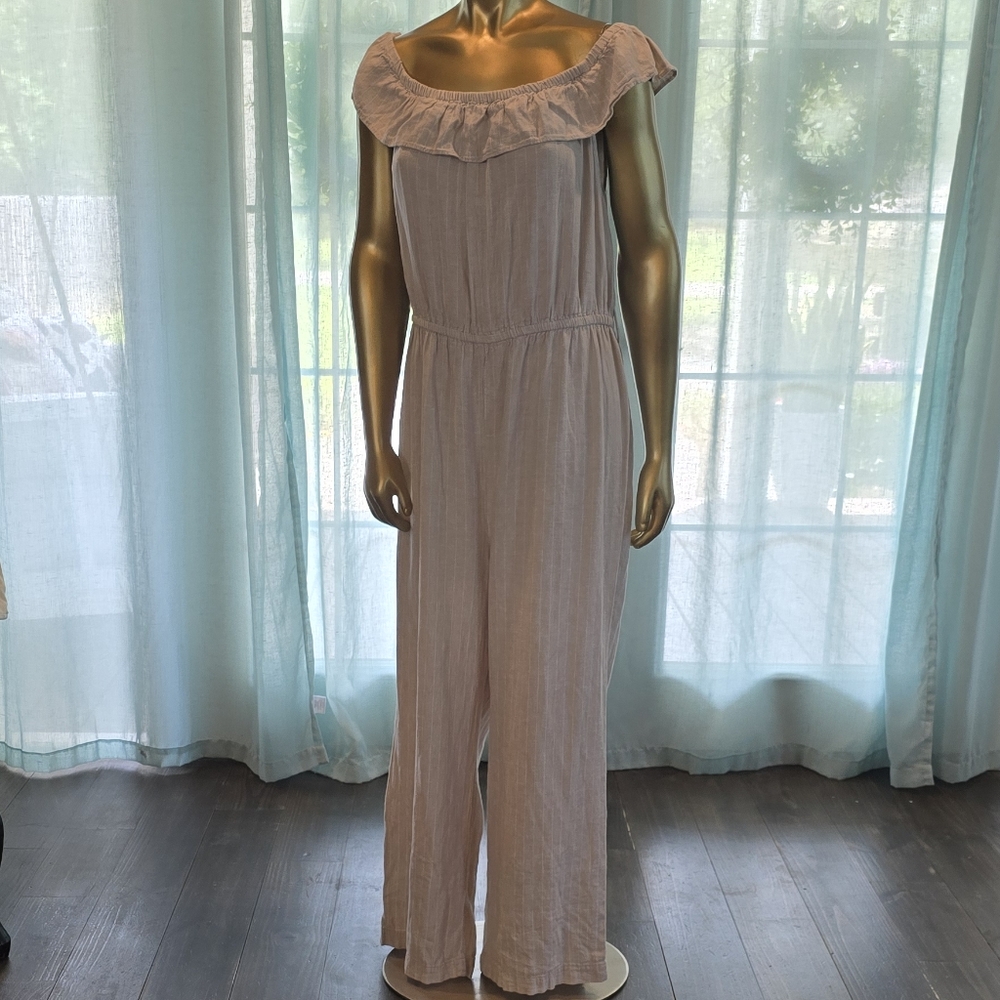 Universal Thread Jumpsuit - Picture 2 of 5